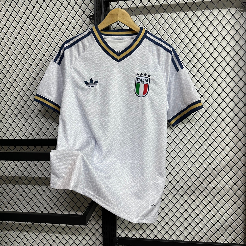 Italy Retro White Jersey – Classic Four-Star Edition