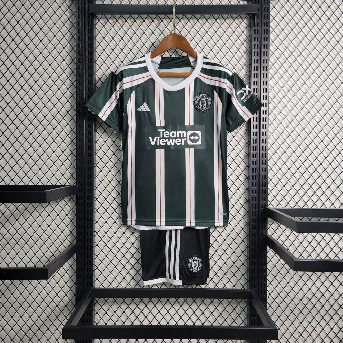 Manchester United 2024/25 Away Jersey – Green Stripe Edition